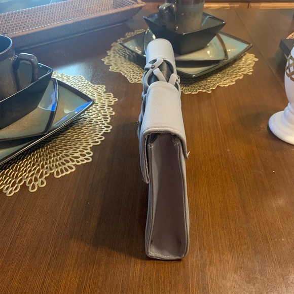 Purse - Picture 3 of 5